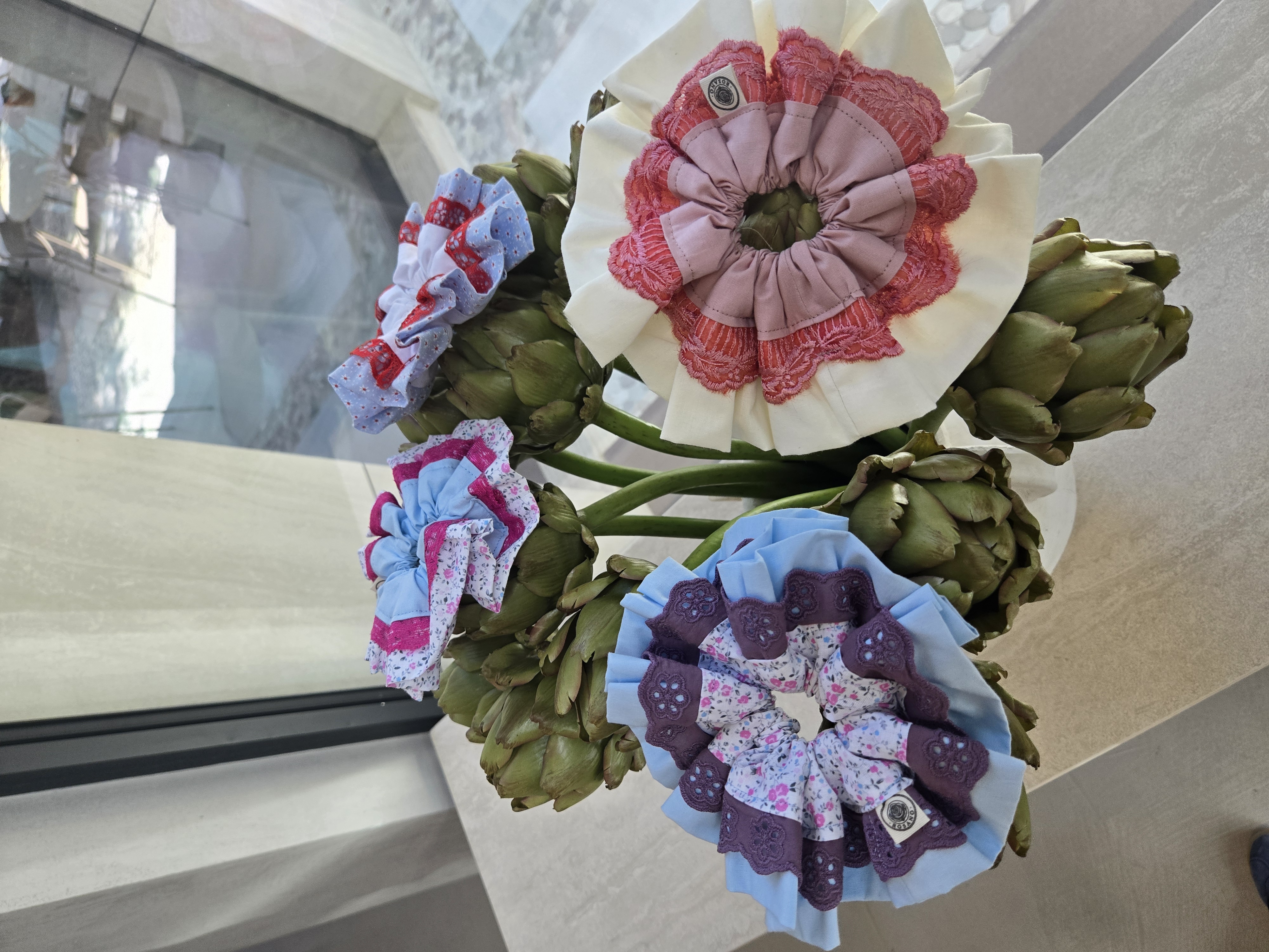 El Yapımı Scrunchie & Toka – Rosyruffle Scrunchie (Redlace) - El yapımı butik tasarım 2