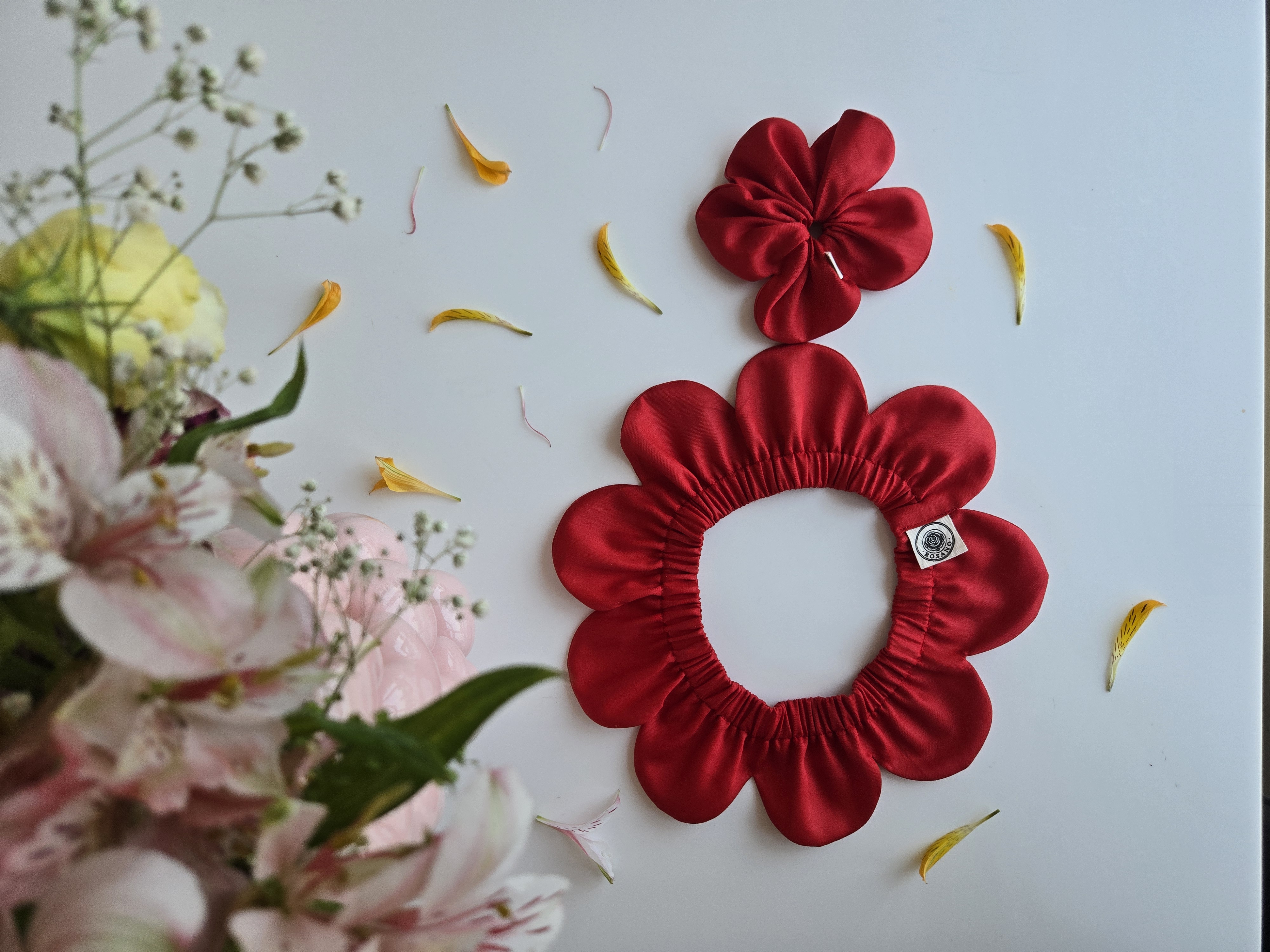 El Yapımı Aksesuar – PawBow Flower Dog Collar & Mum Scrunchie Set (Red#1) - El yapımı butik tasarım 1